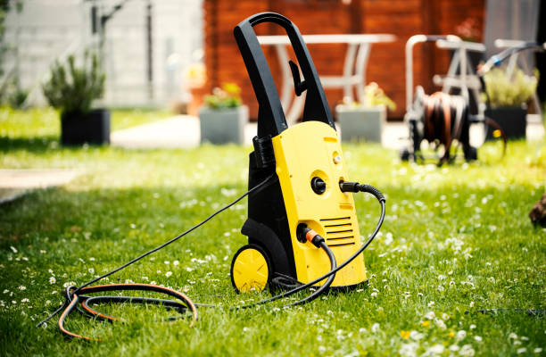 Best Driveway Pressure Washing  in Riverdale, IL